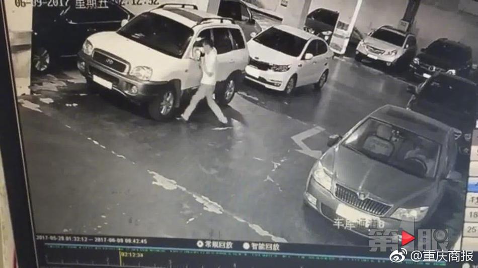 裸体丰满的退休老熟女