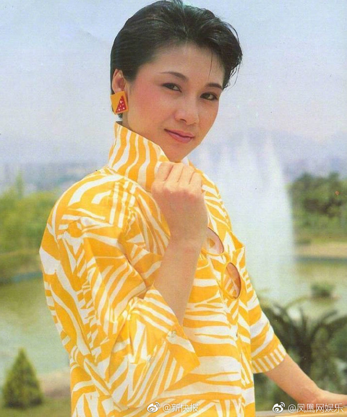 《神雕侠侣》中饰演黄蓉,还出演过《抉择》《楚留香》《上海滩龙虎斗