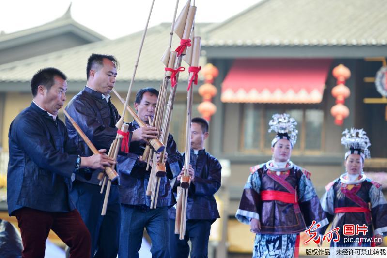 贵州丹寨芒筒芦笙曲谱大全_丹寨芦笙(2)