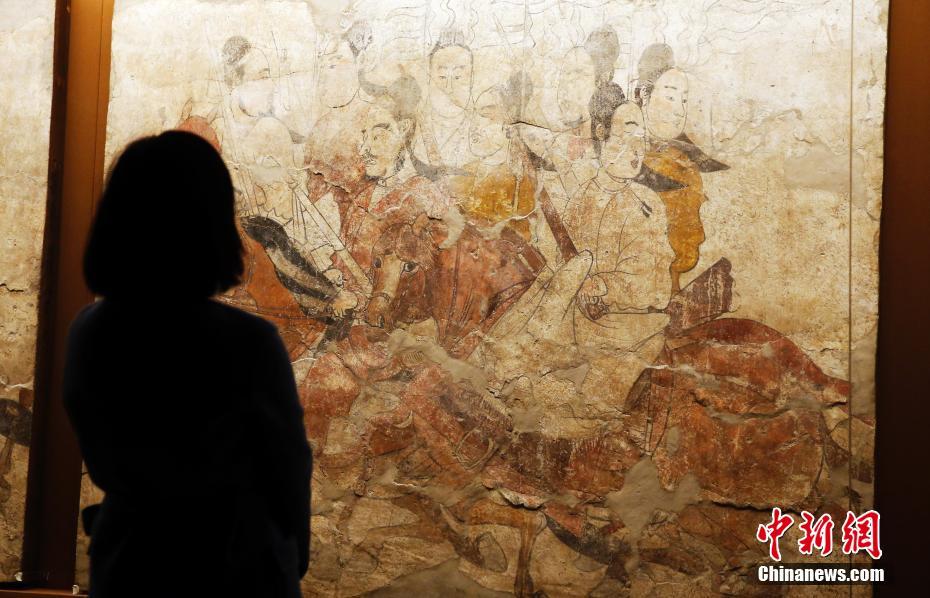 近百件古代壁画作品在上海展出