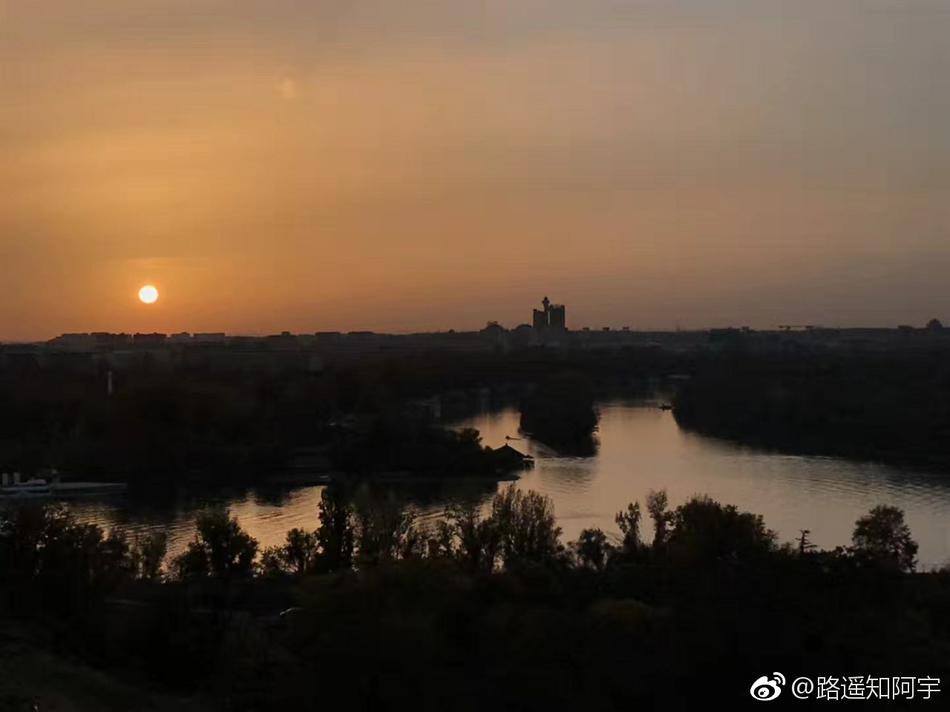 塞尔维亚总人口_塞尔维亚地图(2)