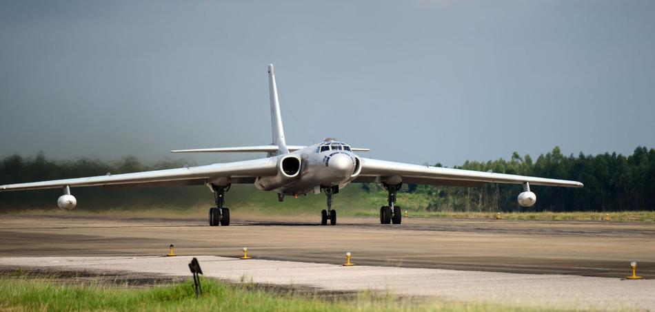 起飞的战斗机 q2zg-fymzqpq3184397.jpg