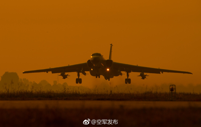 3b3s-fysqfnh4577761.jpg