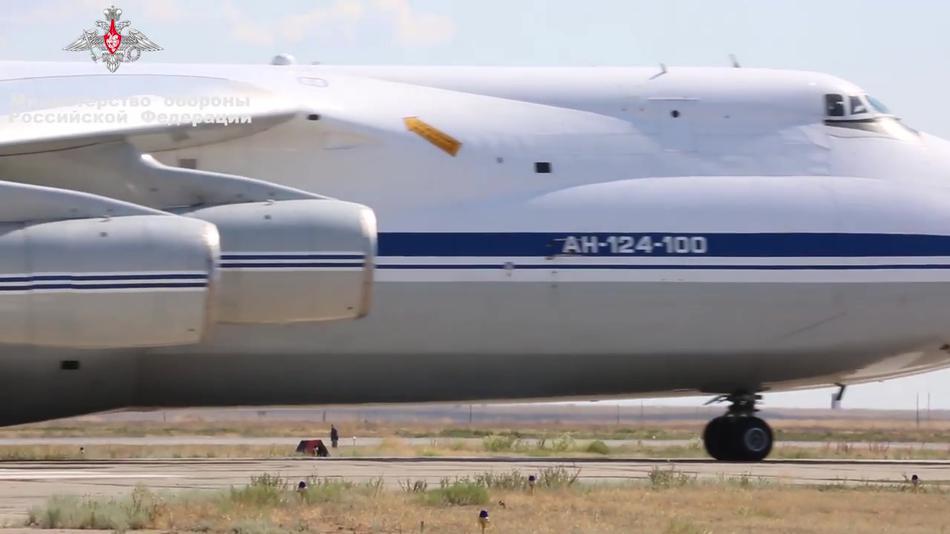 d94f-hzuhxyn8108921.jpg