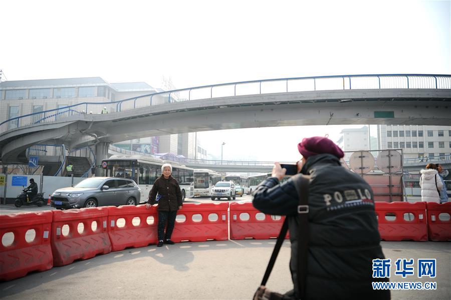 陕西西安有多少人口_...7.8一家三口西安洛阳文化热旅(2)