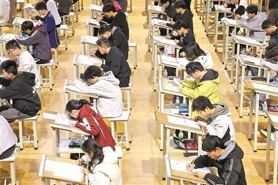  广轻大智能制造与装备学院首届本科生“智造杯”技能大比武现场 受访者供图