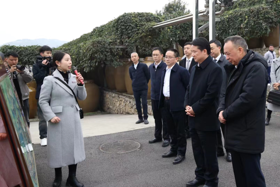 茅习郎新春恳谈达成高度共识：追求白酒美学，推动酱酒行业科技创新、国际化