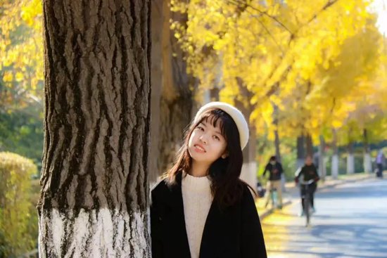 周冰倩
