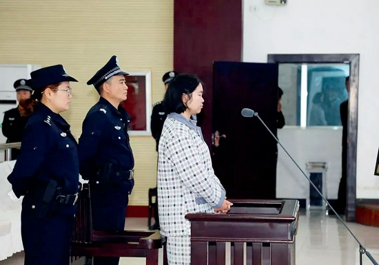 王红梅：生于1990年，涉案金额1500余万元，2018年获刑十二年。