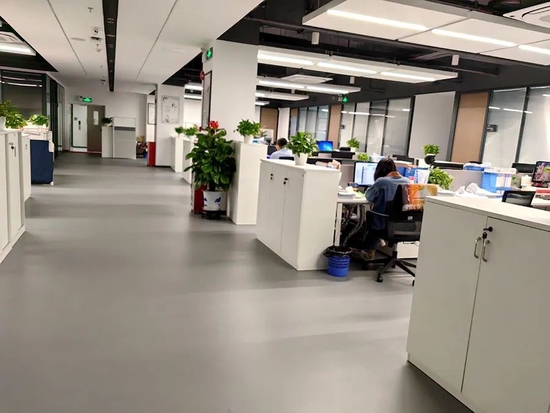 *ST奇信独董、监事也“跑路”，财务总监、董秘、证代离职不离岗！记者实探→