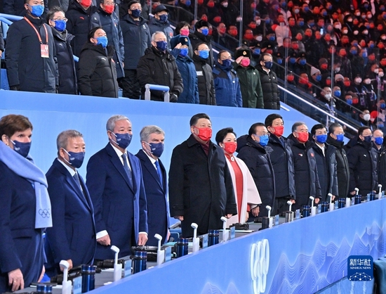 2月20日晚,第二十四届冬季奥林匹克运动会闭幕式在国家体育场隆重举行。习近平、李克强、栗战书、汪洋、王沪宁、赵乐际、韩正、王岐山等党和国家领导人出席闭幕式。新华社记者 岳月伟 摄