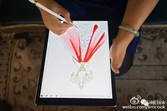 郭培设计的新娘嫁衣手稿