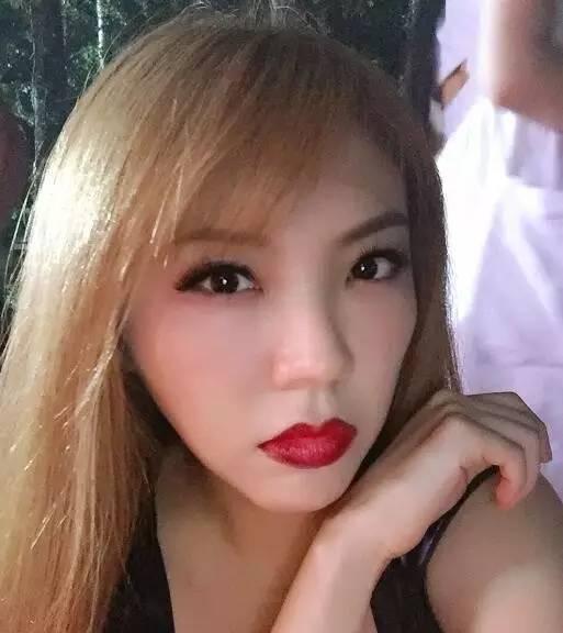 刘乐妍微博图片