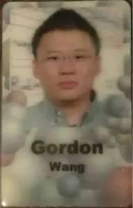 王敏的谷歌工卡。