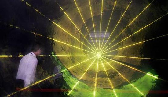 私募股权公司华平投资集团新筹建了一只专门的中国基金。看一眼该基金的出资备忘录,就能明白投资于中国科技产业多么赚钱。