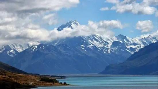 新西兰库克山(Mount Cook),也是Zealandia海拔最高的地方