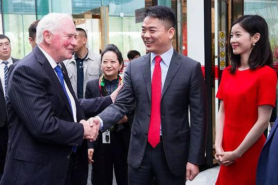 阿里和京东都押宝新零售 谁能笑到最后?|新零售