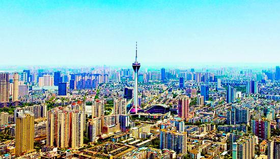 成都抢抓战略机遇,把新发展理念转化为城市建设发展的生动实践