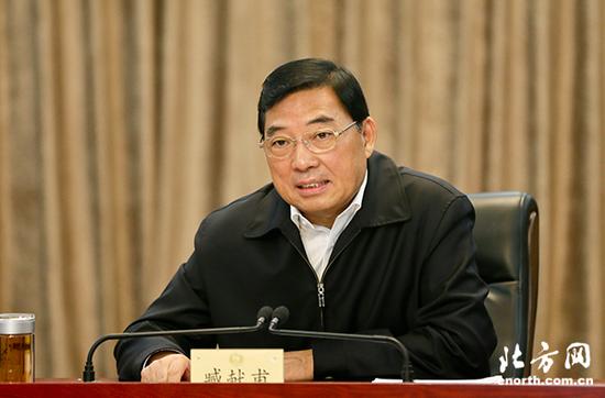 市政协党组书记、主席臧献甫主持会议并讲话