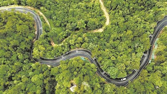 218最美旅游公路航拍图 通讯员供图
