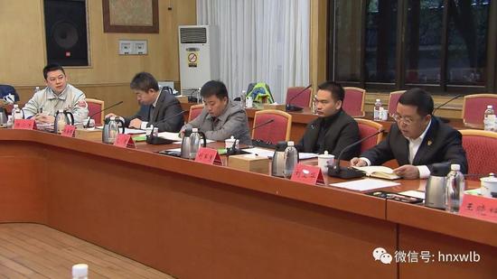 杜家毫主持召开座谈会征求部分基层党组织书记