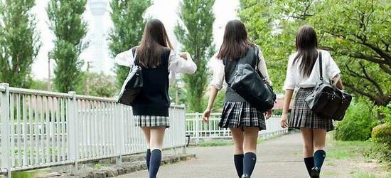 日本男生强奸女高中生，称想趁未成年尽情强奸_手机新浪网