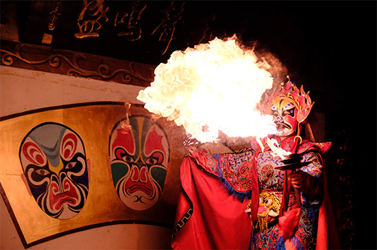 川剧变脸的视频,川剧变脸的视频高清