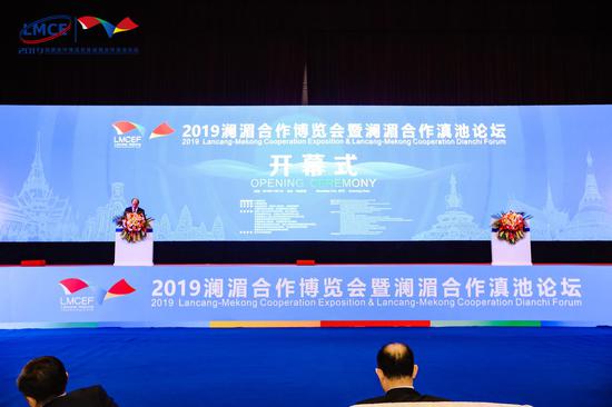 陈亚宇 摄