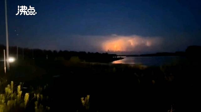 吉林频发闪电如科幻大片