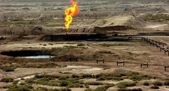 中石化和中石油将开发伊朗两大油田|中国石油