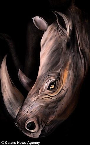 图为马德维尔创作的犀牛。