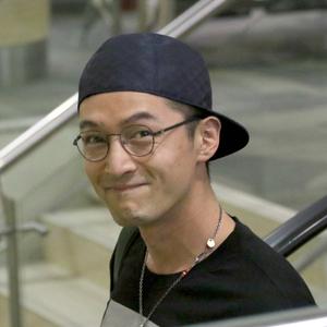 【胡歌变身红娘为网友牵线:你就从了他吧】. 来