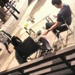 【吴奇隆探班刘诗诗大手牵小手:用时间证明. 来