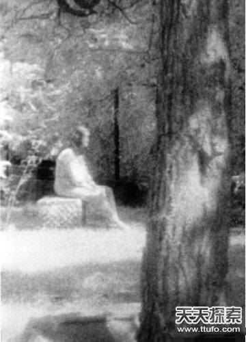 根据提供这个照片中的女人是不存在时。这张照片是由马里赫夫研究会会员参加,所以这可以帮助提供一些可信的故事。