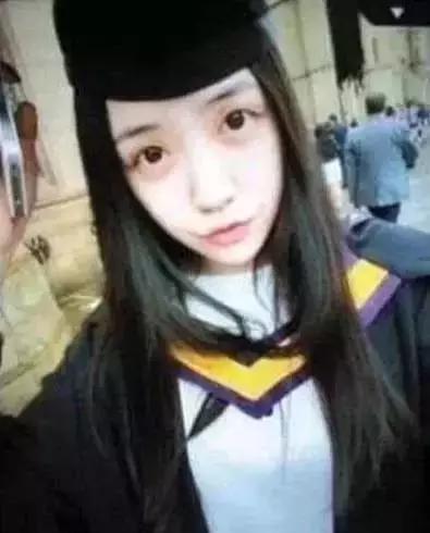 第一任:张倩 王思聪张倩曾在英国留学,在英国都知道她是王思聪女友,与王思聪分手后,回国后认识了现在的老公,2014年1月已婚。