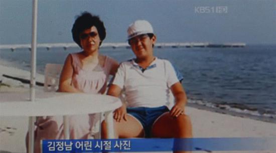 图为法国纪录片曝光的金正日长子金正男童年照片。