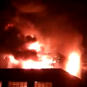 【中北大学实验楼失火 疑似有爆炸声】据@中