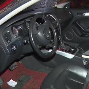 【南京一女子为了赶场打麻将 路边停车4小时.