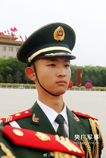 670172e1ly1ff9et097d8j20go0orgpv