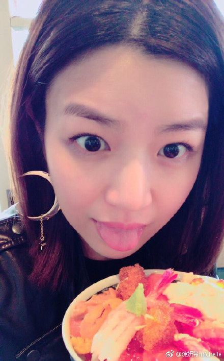 504b64a3gy1ffcv7ltqeej20du0m8dkw