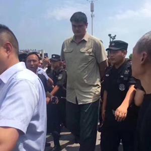 【篮协主席姚明吸毒被抓?造谣!真相已查明. 来