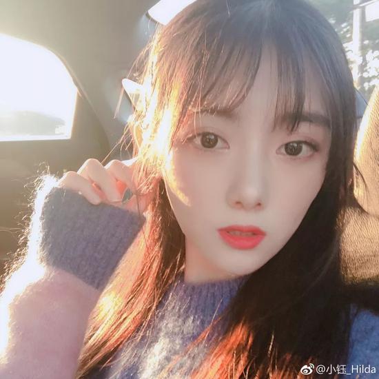 宋义进Rookie女友