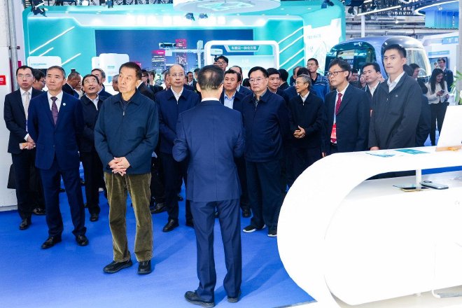 国际星闪联盟亮相2024世界智能网联汽车大会