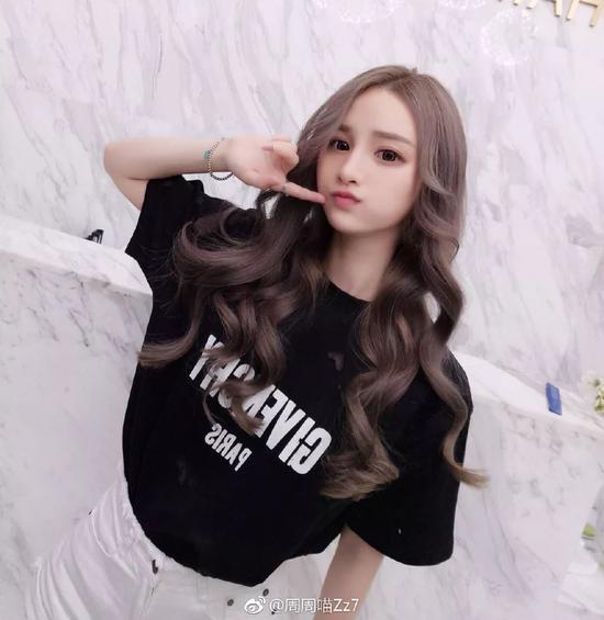 Zz1tai刘志豪女友