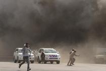 也门机场发生爆炸