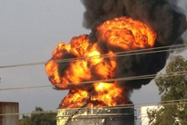 黎巴嫩发电厂起火