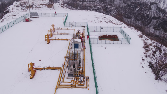 中国石油煤层气公司大雪中的管线