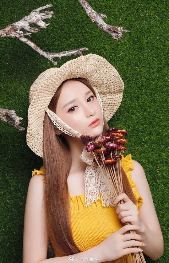 Zz1tai刘志豪女友