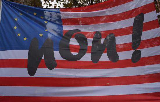 欧盟就贸易限制问题在最高级别向美国发出警