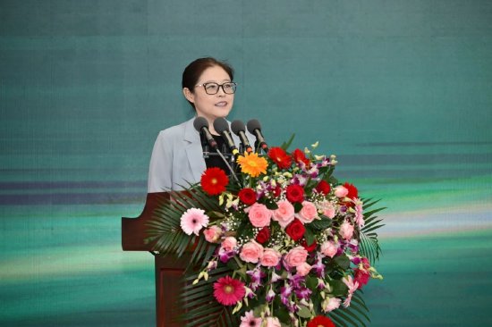辽宁省家具协会、沈阳家具产业协会常务副会长兼秘书长白红
